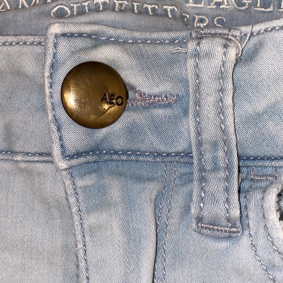 American Eagle Outfitters Size 2 Hi-Rise Jegging Super Super Stretch Distress - Picture 12 of 16